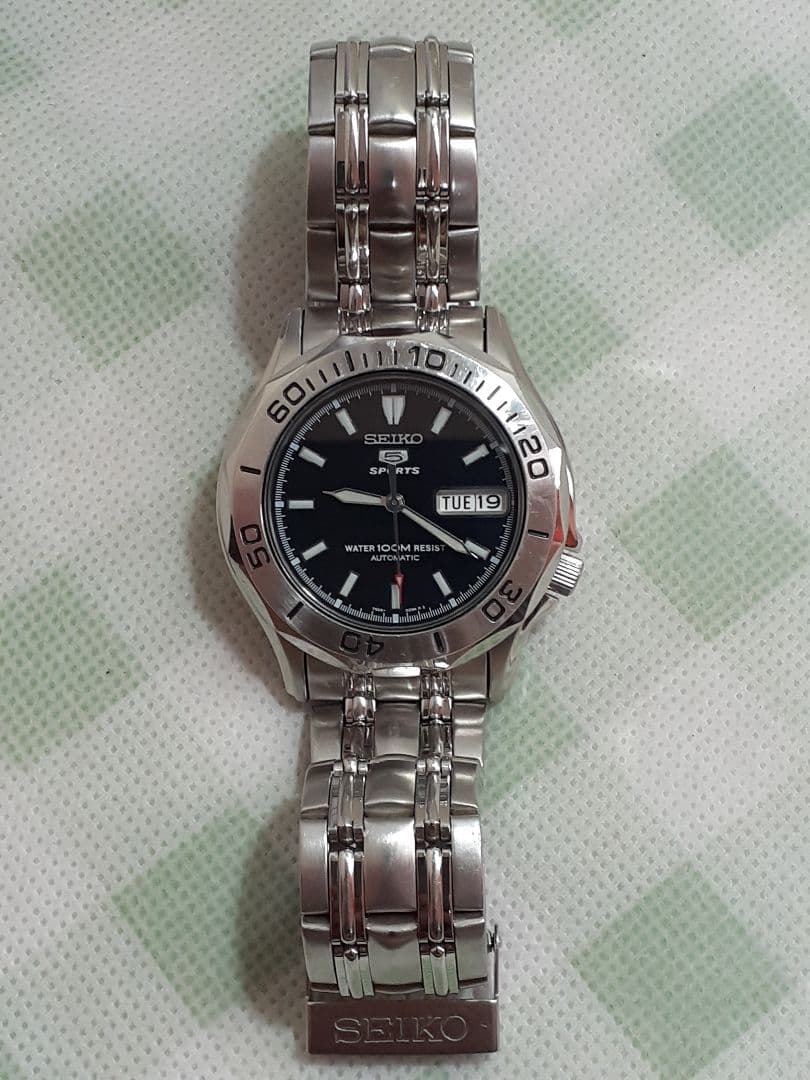 SEIKO 5 SPORTS Automatic Winding Watch 100m Water Resistant
