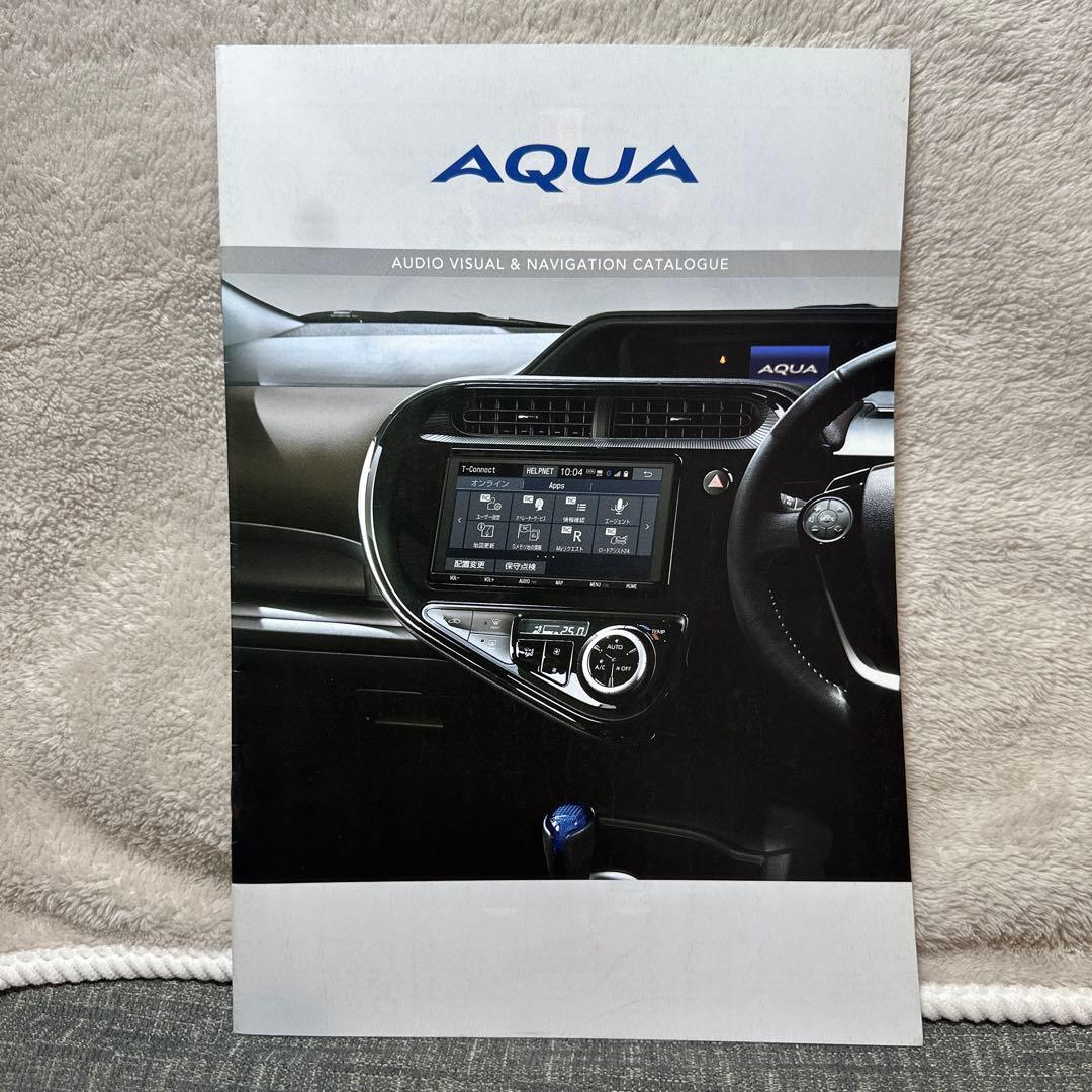 2019 October Current Toyota AQUA Catalog Set