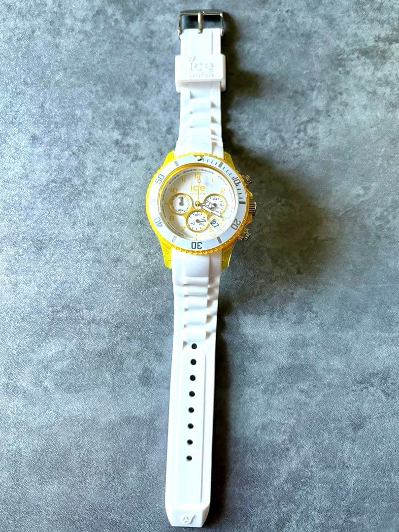 Unisex Ice Watch 10-Atmosphere Water Resistance