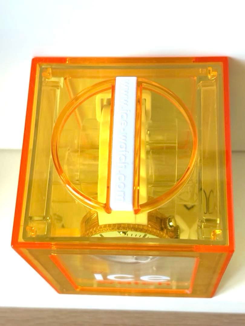 Unisex Ice Watch 10-Atmosphere Water Resistance