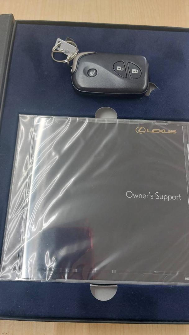 Lexus Owners Support DVD and Smart Key Set