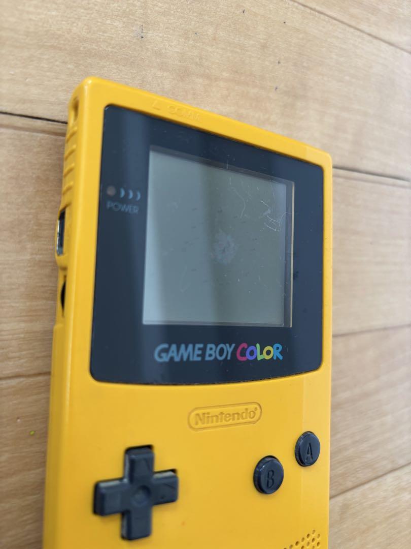 Nintendo Game Boy Color Yellow