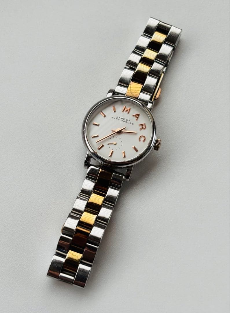 【New Battery for the Beautiful Item】Mark by Marc Jacobs' Baker Mini! Silver x Gold