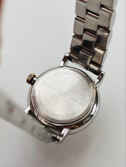 【New Battery for the Beautiful Item】Mark by Marc Jacobs' Baker Mini! Silver x Gold