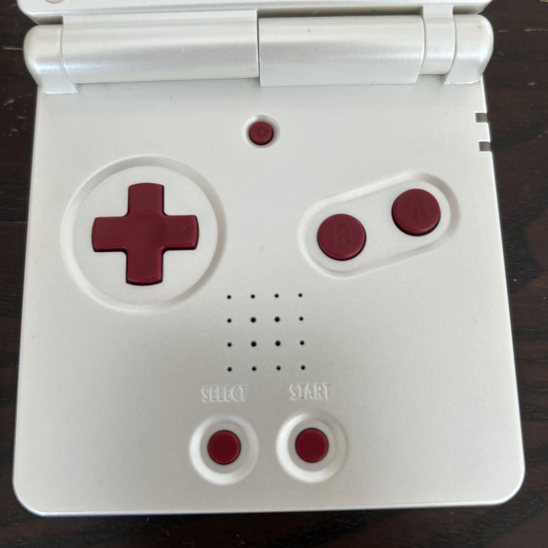 Game Boy Advance SP in Famicom Colors