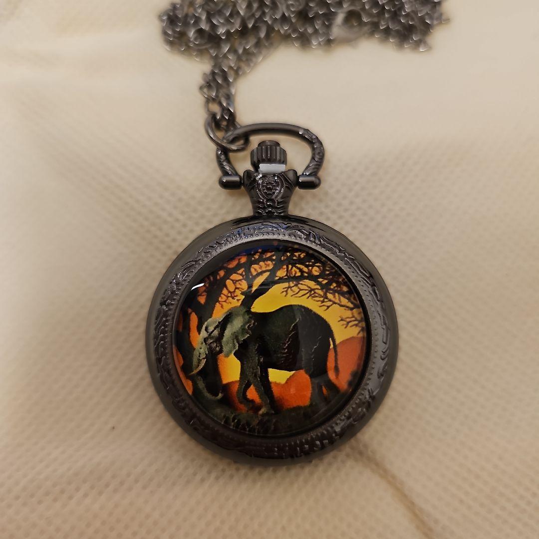 Unused Elephant Design Pocket Watch 35mm Mini Quartz Watch