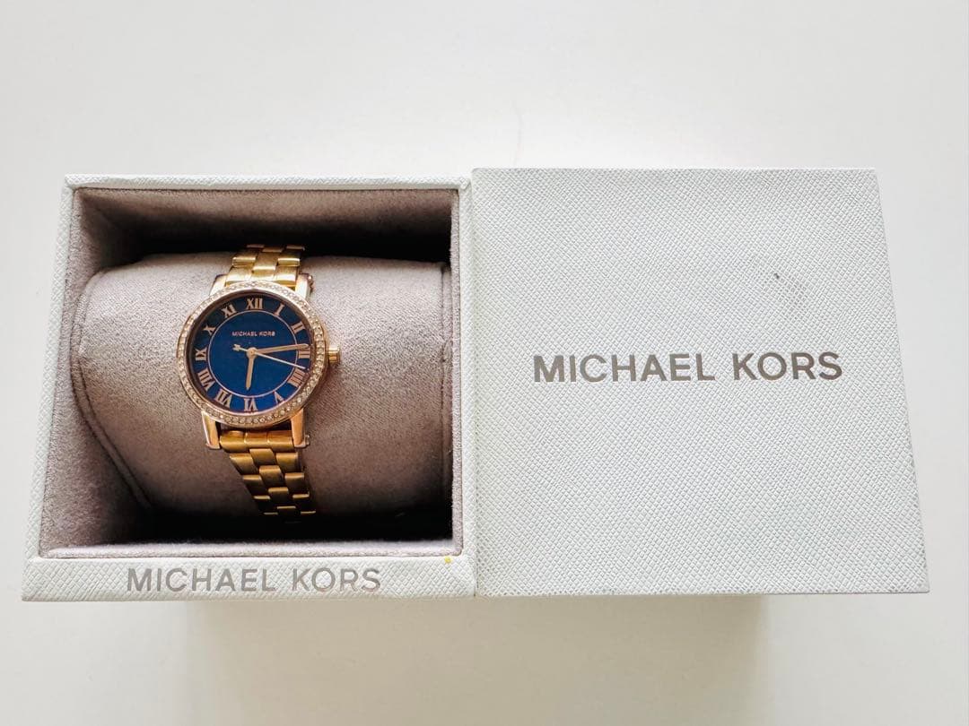 MICHAEL KORS Gold Watch