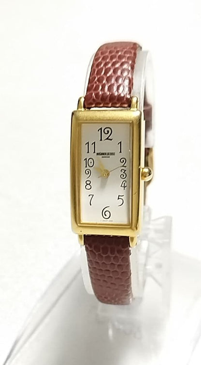 Mitsuko London KOSHINO Ladies Red Earrings Watch [Battery Replaced]