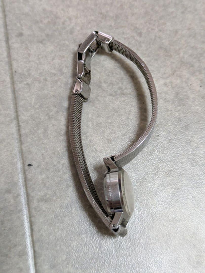 LONGINES Round Flagship Hand-Wound Watch