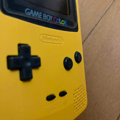 Game Boy Color Yellow & Pokémon Silver Soft Set