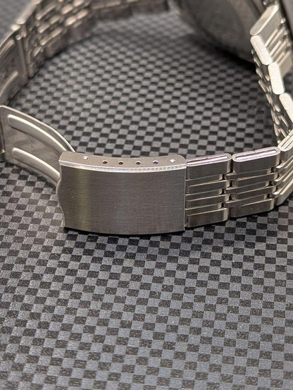 1970 Model Seiko 5 Sports Day Date 6106-8560 Automatic