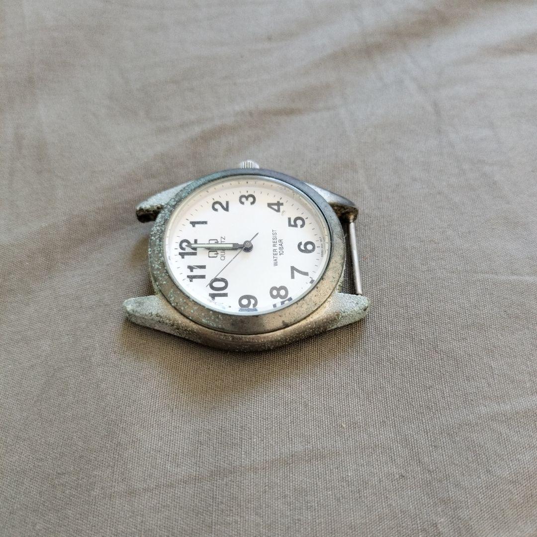 Q&Q Winding Watch White Dial 10BAR