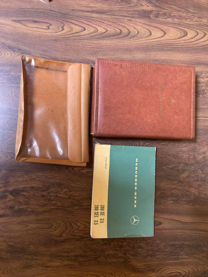 Mercedes-Benz 280SE 3.5 English Owners Manual and Rare Storage Box