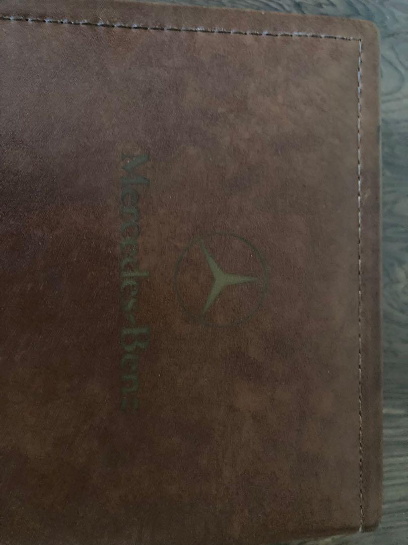 Mercedes-Benz 280SE 3.5 English Owners Manual and Rare Storage Box