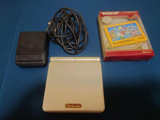 Nintendo Game Boy Advance SP (Famicon Color) Set