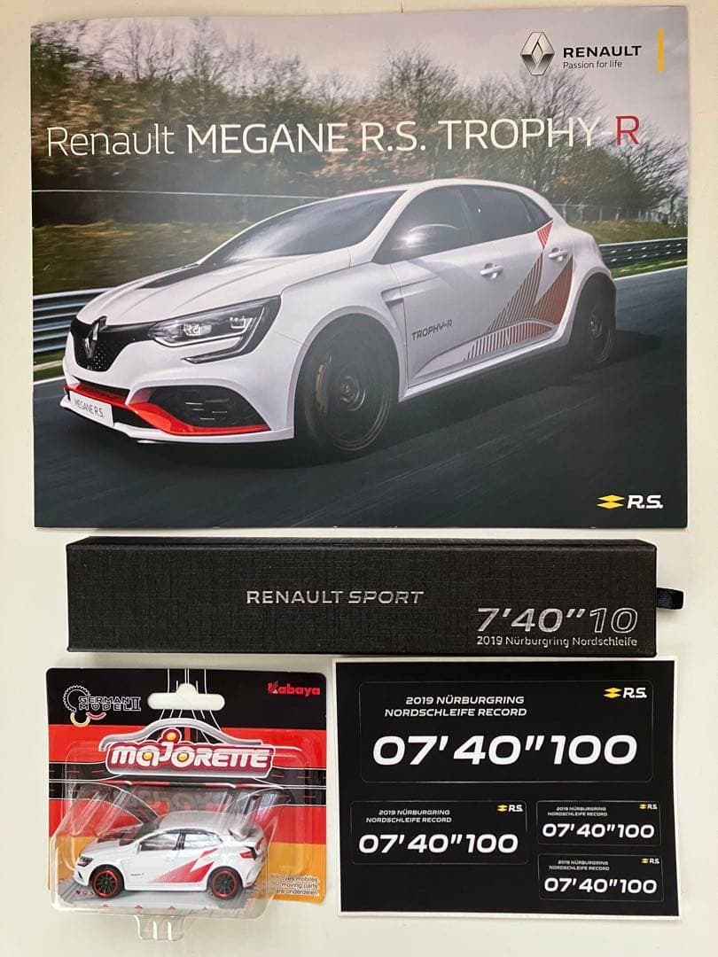 【Precious】Renault MEGANE R.S. TROPHY R Novelty Set