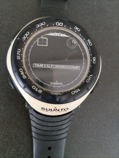 SUUNTO Suunto Digital Watch with Altimeter