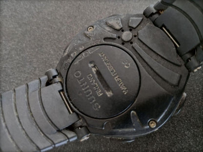 SUUNTO Suunto Digital Watch with Altimeter