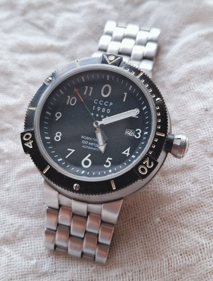 Nice! Discounted Divers Watch CCCP Automatic Winding Watch 100m Water Resistant