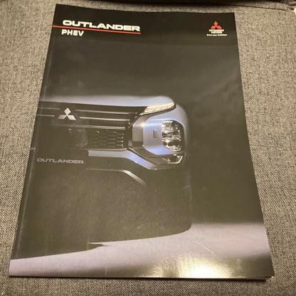 Mitsubishi Delica D5 Outlander Eclipse Cross Catalog Set