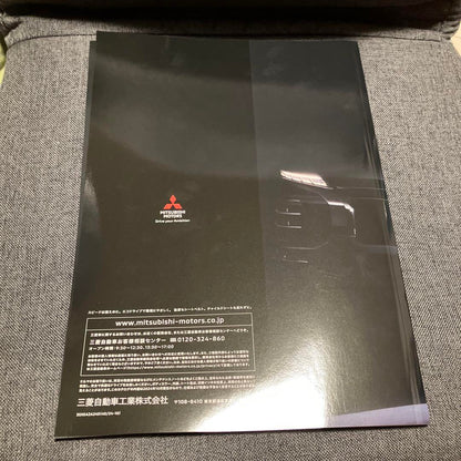 Mitsubishi Delica D5 Outlander Eclipse Cross Catalog Set