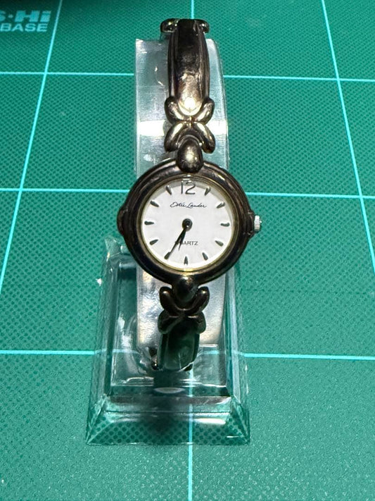 52:Estiloader Quartz Watch White Dial Metal