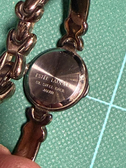 52:Estiloader Quartz Watch White Dial Metal