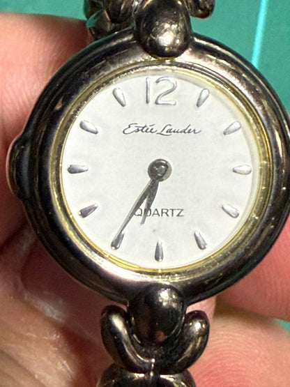 52:Estiloader Quartz Watch White Dial Metal