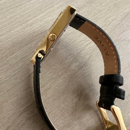 Maxi × ALIVE Collaboration watch