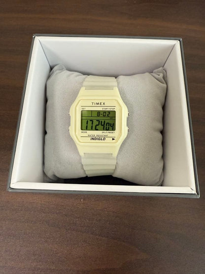 TIMEX 80 Glowing in the Dark TW2Y02600 Radioluminescent Timepiece