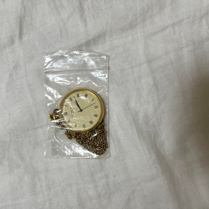 Pocket Watch Type Necklace Victim