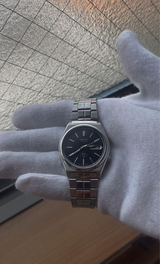 Seiko DX Black Rare Color Automatic Movement Lowest Price Extremely Good Condition