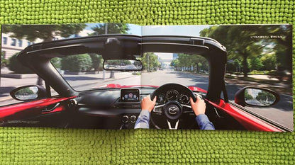 【Excellent Condition 2 Sets】Mazda Roadster Catalog