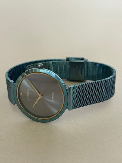 Bering Watch [White Bear Charity Model]18132 　 New Battery Replacement and Shipping