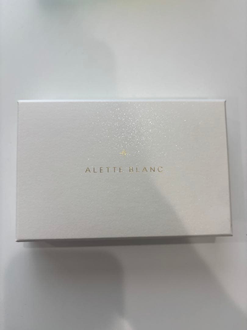 ALETTE BLANC Moonflower