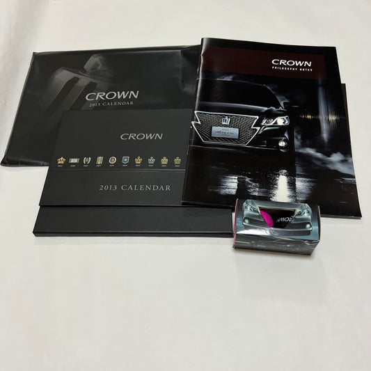 Toyota Crown Athlete Catalog Novelty Golf Ball Calendar