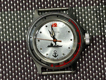 Beautiful condition, old Soviet-made wristwatch, VOSTOK hand-wound
