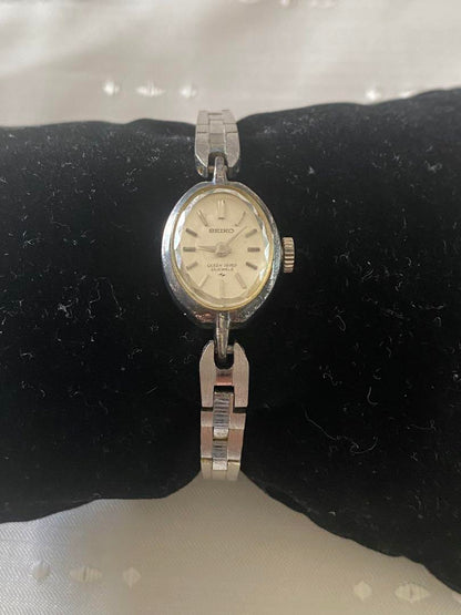 SEIKO Queen Seiko Watch Ladies Hand-Wound Watch Rare In Operation