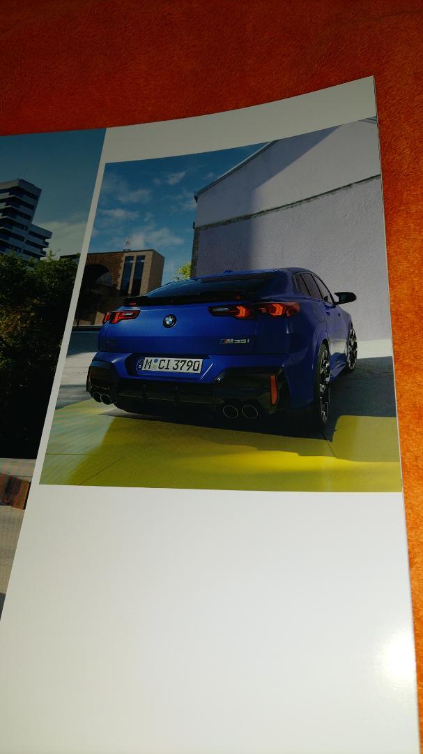 BMW THE X2 iX2 Catalog