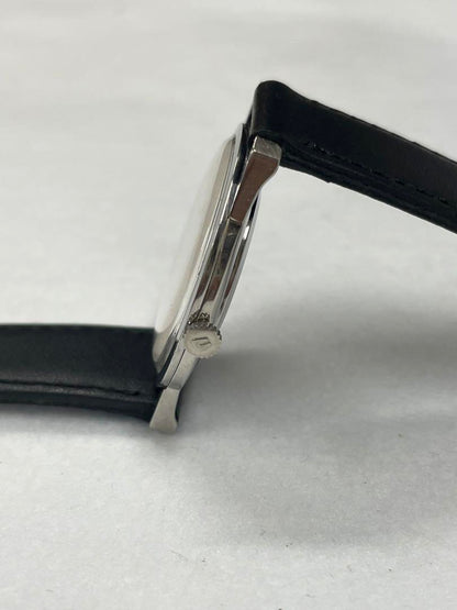 The Charm of the Ultra-Thin Swiss Universal Geneva Watch Case  Original Case