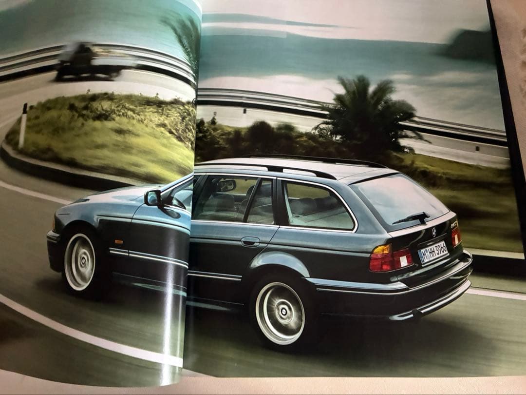 BMW 5 Series Catalog 2000 Edition