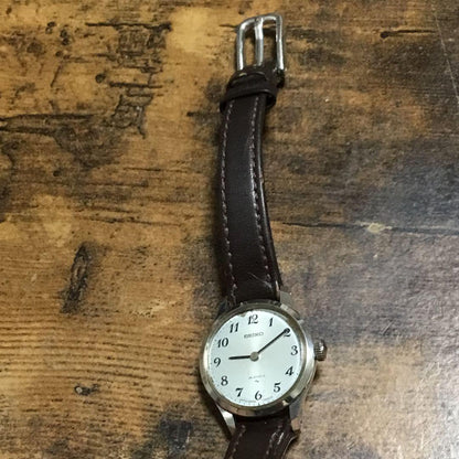 Rare! SEIKO 2559-0020 Stylish Winding Ladies Watch