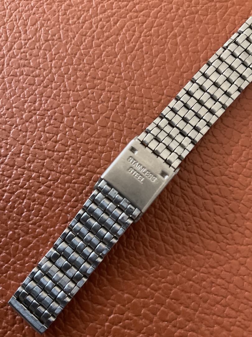 Armani Red AR-5802 Women's Watch