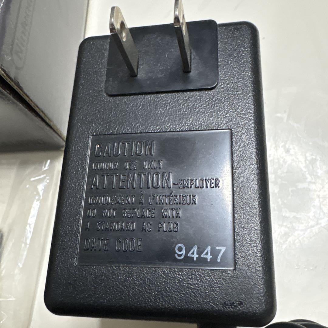 Nintendo GAME BOY Main Unit User Manual with AC Adapter