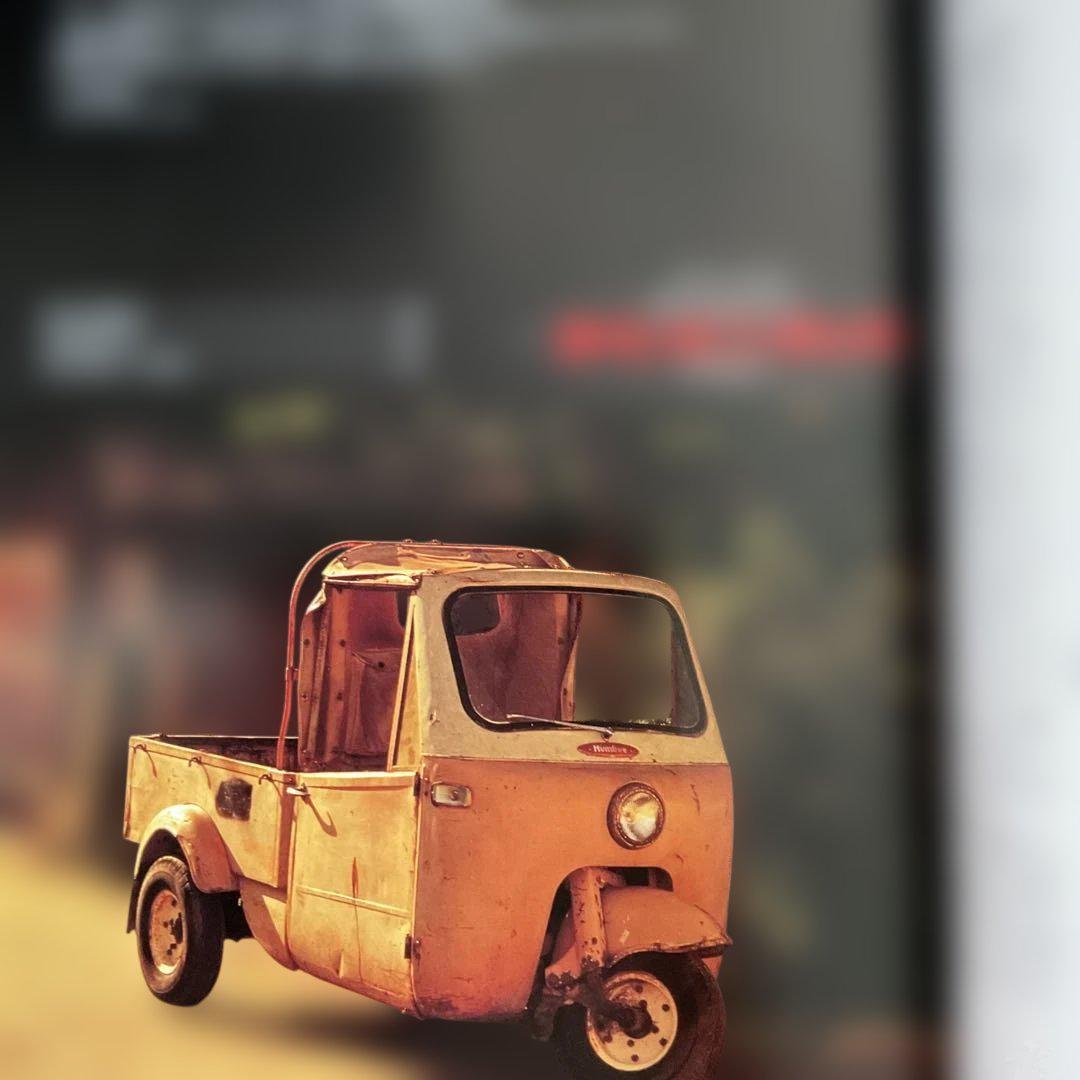 Nostalgic. Hero 40. The Most Iconic Cars in History 1993-