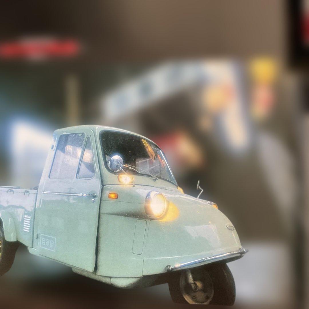 Nostalgic. Hero 40. The Most Iconic Cars in History 1993-