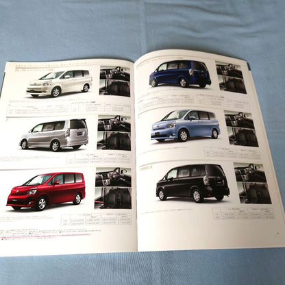 Old Car Catalog: Voxy June 2007