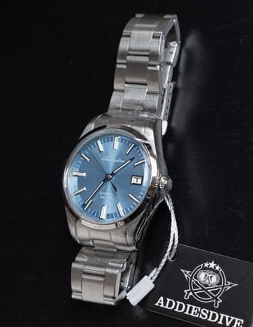 ADDIESDIVE AD2077 Automatic 3-Hand + Calendar Light Blue