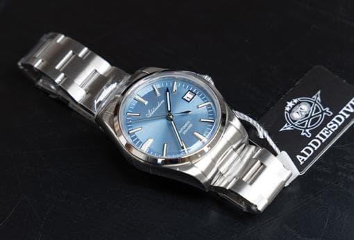 ADDIESDIVE AD2077 Automatic 3-Hand + Calendar Light Blue
