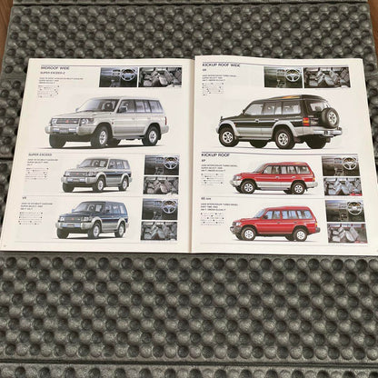 Mitsubishi Pajero Catalog